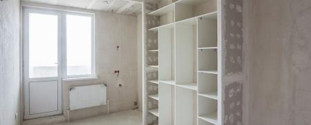 Come costruire una parete attrezzata in cartongesso