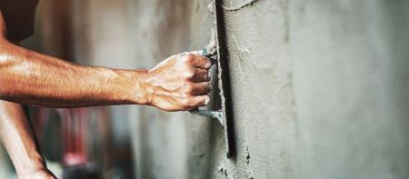 Come intonacare un muro: preparazione e stesura dell'intonaco