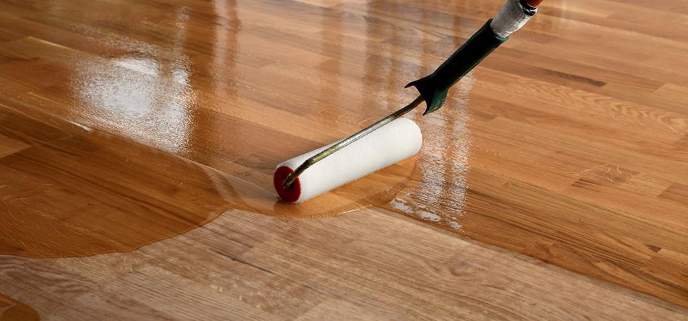 Come verniciare il parquet: tecniche, strumenti e consigli pratici