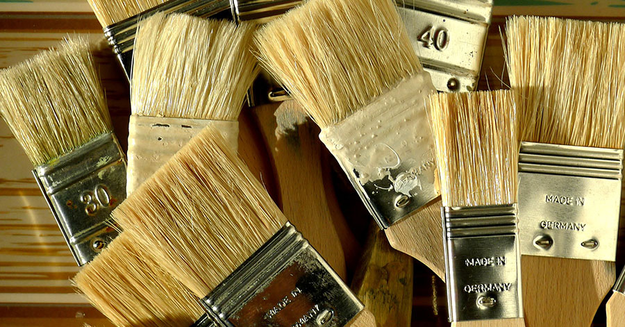 Pitturare con il pennello